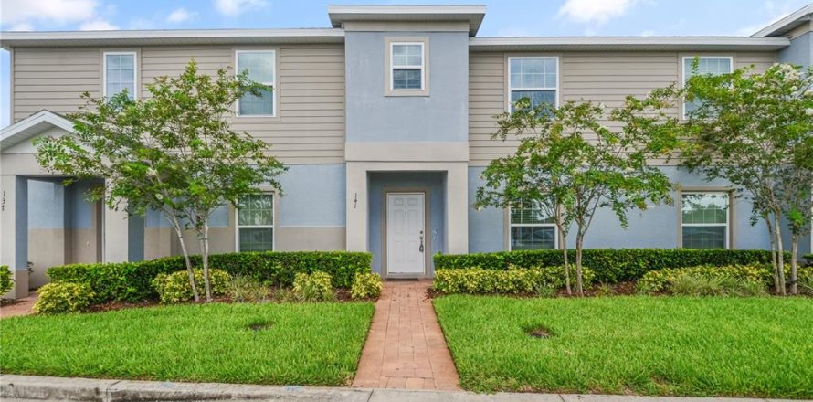 Townhouse in Davenport, Florida 3 bedrooms, 156.91 sq.m. № 1813561