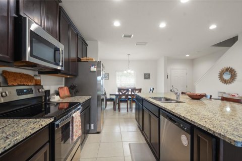 Adosado en venta en Davenport, Florida, 3 dormitorios, 156.91 m2 № 1813561 - foto 8