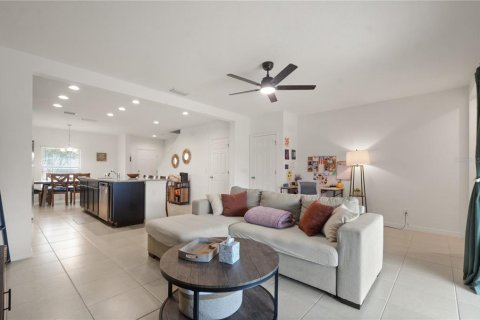Adosado en venta en Davenport, Florida, 3 dormitorios, 156.91 m2 № 1813561 - foto 14