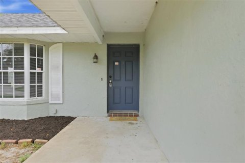 Casa en venta en Deltona, Florida, 3 dormitorios, 124.21 m2 № 2383890 - foto 4