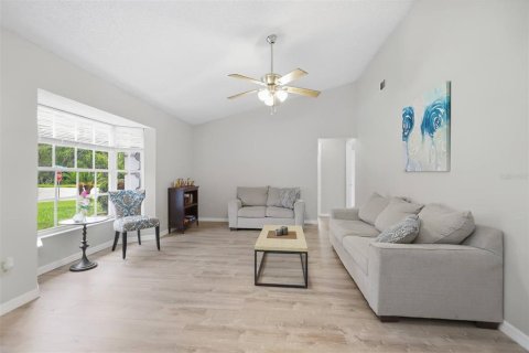 Casa en venta en Deltona, Florida, 3 dormitorios, 124.21 m2 № 2383890 - foto 6