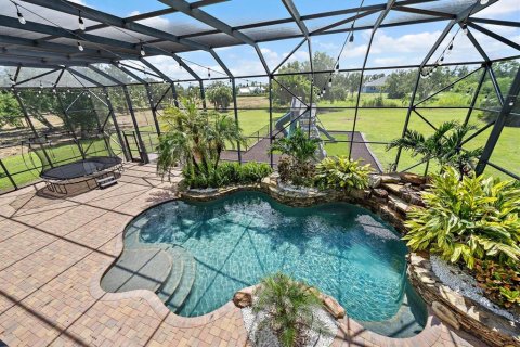 House in Terra Ceia, Florida 4 bedrooms, 400.22 sq.m. № 2396305 - photo 23