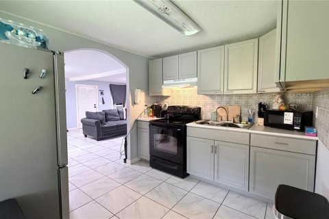 Casa en venta en Plant City, Florida, 3 dormitorios, 139.63 m2 № 2349141 - foto 17