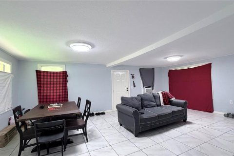 Casa en venta en Plant City, Florida, 3 dormitorios, 139.63 m2 № 2349141 - foto 14