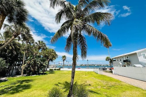 Casa en venta en Saint Pete Beach, Florida, 1 dormitorio, 59.83 m2 № 2093848 - foto 14