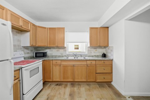 Condominio en venta en St. Lucie, Florida, 2 dormitorios, 112.23 m2 № 2185054 - foto 7