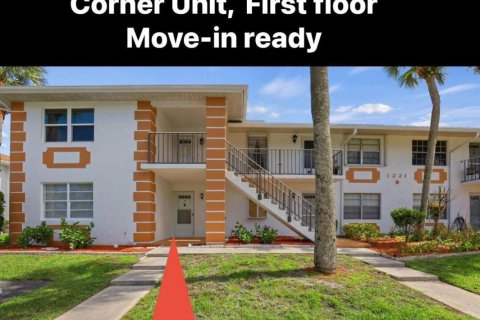 Condo à St. Lucie, Floride, 2 chambres  № 2185054