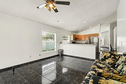 Villa ou maison à vendre à Orlando, Floride: 4 chambres, 164.53 m2 № 2204703 - photo 12
