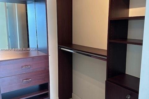Condominio en venta en Miami, Florida, 53.88 m2 № 1965739 - foto 8