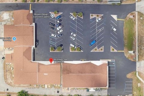 Commercial property in Tarpon Springs, Florida 509.94 sq.m. № 2212287 - photo 16
