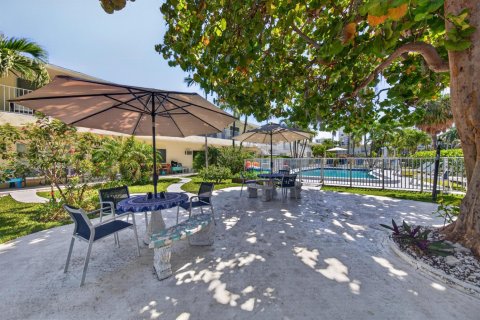 Condominio en venta en Pompano Beach, Florida, 1 dormitorio, 61.59 m2 № 2180420 - foto 26