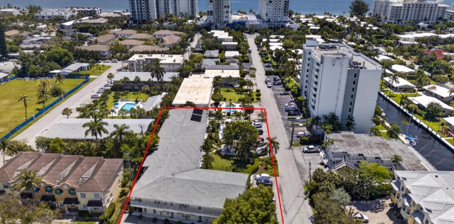 Condominio en Pompano Beach, Florida, 1 dormitorio № 2180420