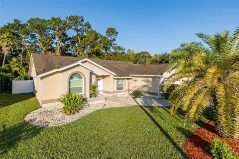 Villa ou maison à vendre à New Port Richey, Floride: 3 chambres, 176.14 m2 № 2415307 - photo 2