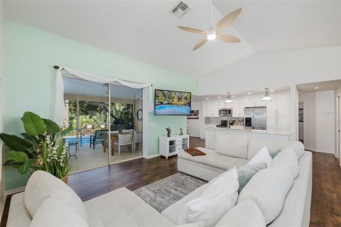 Villa ou maison à vendre à New Port Richey, Floride: 3 chambres, 176.14 m2 № 2415307 - photo 17