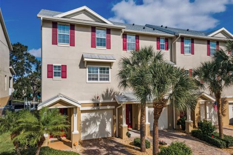Touwnhouse à Tarpon Springs, Floride 3 chambres, 214.05 m2 № 2149725