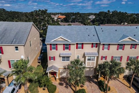 Touwnhouse à vendre à Tarpon Springs, Floride: 3 chambres, 214.05 m2 № 2149725 - photo 2