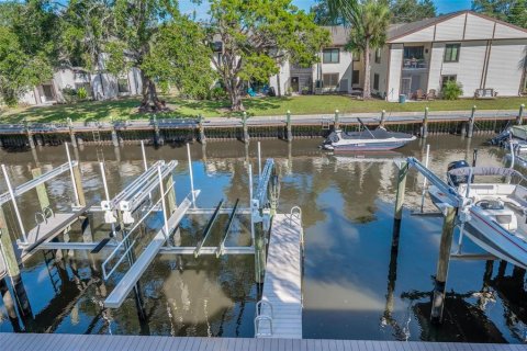 Touwnhouse à vendre à Tarpon Springs, Floride: 3 chambres, 214.05 m2 № 2149725 - photo 18