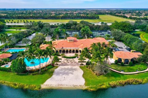 House in Boynton Beach, Florida 3 bedrooms, 219.53 sq.m. № 1750352 - photo 23