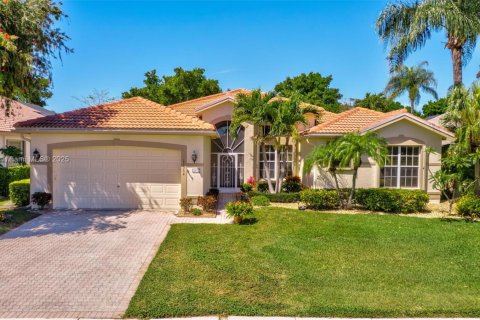 House in Boynton Beach, Florida 3 bedrooms, 219.53 sq.m. № 1750352 - photo 2