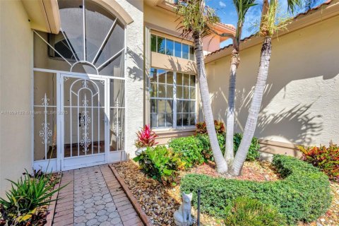 House in Boynton Beach, Florida 3 bedrooms, 219.53 sq.m. № 1750352 - photo 28