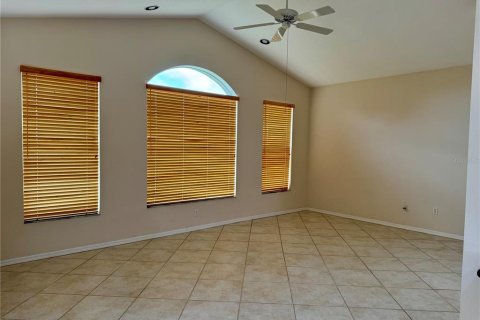 Casa en alquiler en Punta Gorda, Florida, 3 dormitorios, 199.55 m2 № 1511735 - foto 7