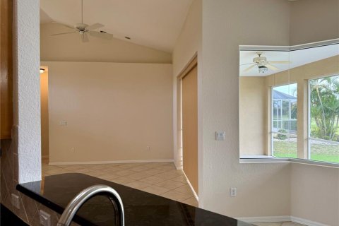 Casa en alquiler en Punta Gorda, Florida, 3 dormitorios, 199.55 m2 № 1511735 - foto 9