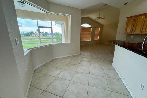 Casa en alquiler en Punta Gorda, Florida, 3 dormitorios, 199.55 m2 № 1511735 - foto 8