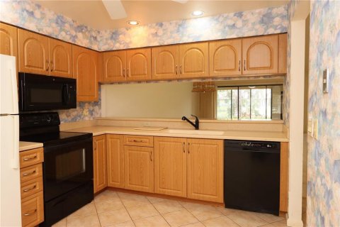 House in Sarasota, Florida 2 bedrooms, 112.69 sq.m. № 1820607 - photo 13