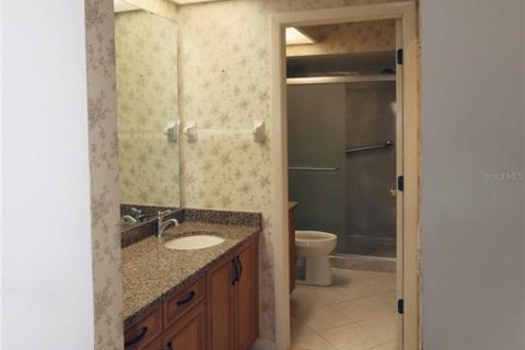 House in Sarasota, Florida 2 bedrooms, 112.69 sq.m. № 1820607 - photo 25
