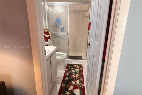 Condo in Greenacres, Florida, 2 bedrooms № 1977082 - photo 30