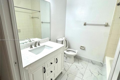Condo in Homestead, Florida, 3 bedrooms № 1924588 - photo 23
