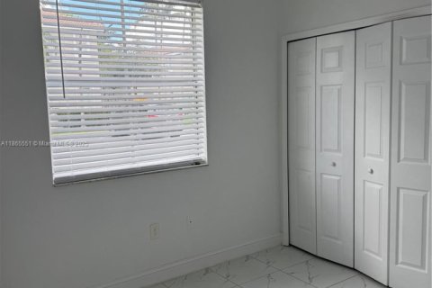 Condo in Homestead, Florida, 3 bedrooms № 1924588 - photo 18