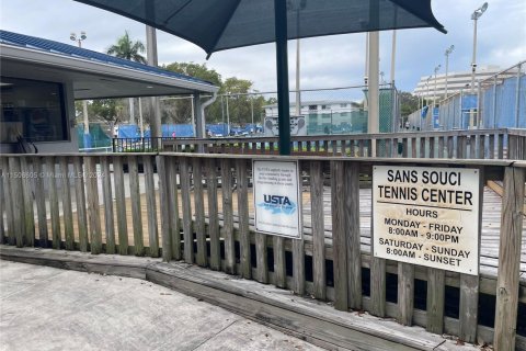 Condominio en venta en North Miami, Florida, 2 dormitorios, 116.13 m2 № 1985473 - foto 20