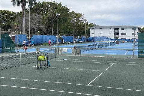 Condominio en venta en North Miami, Florida, 2 dormitorios, 116.13 m2 № 1985473 - foto 21