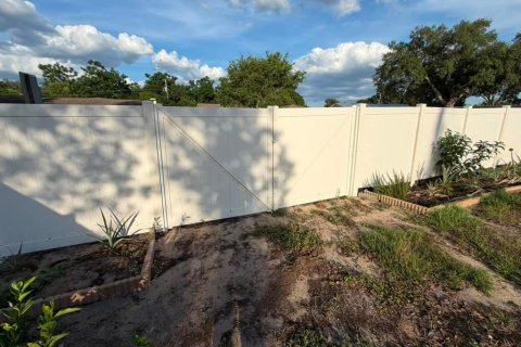 Casa en venta en Brandon, Florida, 4 dormitorios, 143.35 m2 № 2095691 - foto 14