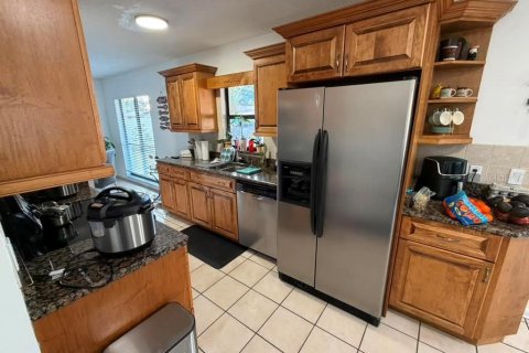 Casa en venta en Brandon, Florida, 4 dormitorios, 143.35 m2 № 2095691 - foto 26