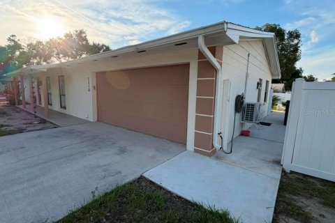 Casa en venta en Brandon, Florida, 4 dormitorios, 143.35 m2 № 2095691 - foto 7