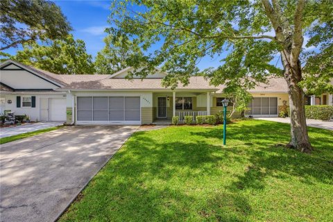 House in Ocala, Florida 2 bedrooms, 162.39 sq.m. № 2091763 - photo 3