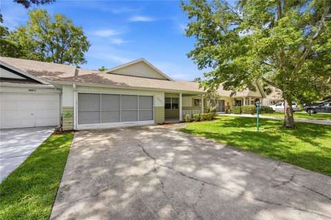 Villa ou maison à Ocala, Floride 2 chambres, 162.39 m2 № 2091763