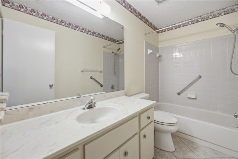 House in Ocala, Florida 2 bedrooms, 162.39 sq.m. № 2091763 - photo 23