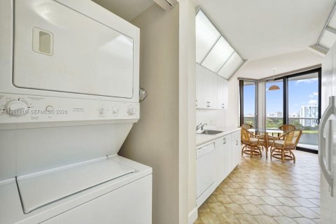 Copropriété à vendre à Aventura, Floride: 2 chambres, 136.57 m2 № 2048288 - photo 19