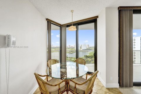 Copropriété à vendre à Aventura, Floride: 2 chambres, 136.57 m2 № 2048288 - photo 20