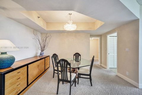 Copropriété à vendre à Aventura, Floride: 2 chambres, 136.57 m2 № 2048288 - photo 12