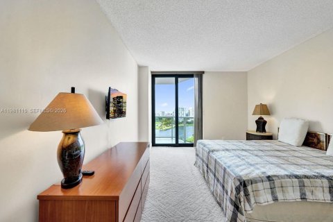 Copropriété à vendre à Aventura, Floride: 2 chambres, 136.57 m2 № 2048288 - photo 24