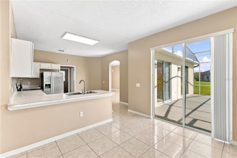 House in Kissimmee, Florida 4 bedrooms, 157 sq.m. № 2428818 - photo 7