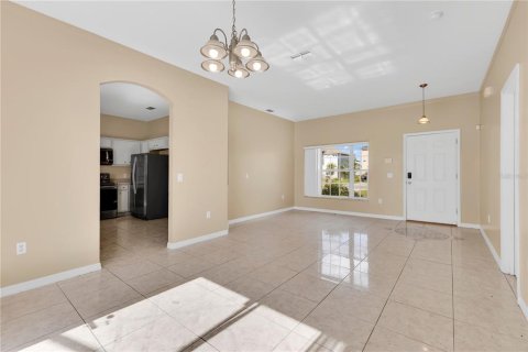 House in Kissimmee, Florida 4 bedrooms, 157 sq.m. № 2428818 - photo 4