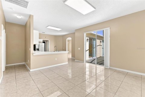 House in Kissimmee, Florida 4 bedrooms, 157 sq.m. № 2428818 - photo 5