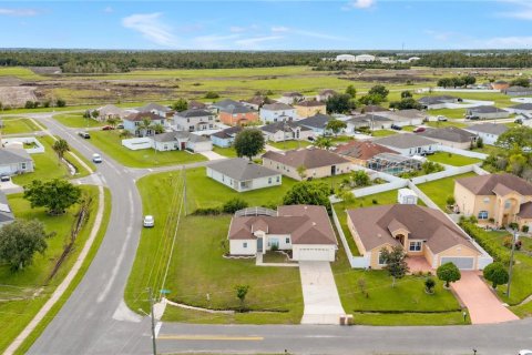 House in Kissimmee, Florida 4 bedrooms, 157 sq.m. № 2428818 - photo 24