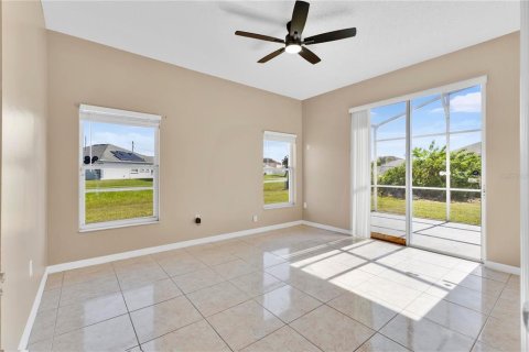 House in Kissimmee, Florida 4 bedrooms, 157 sq.m. № 2428818 - photo 10