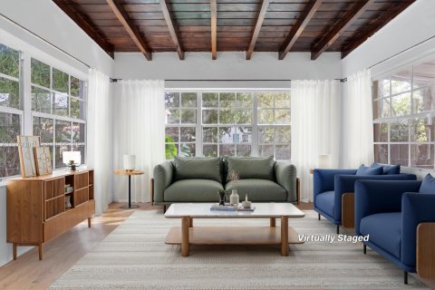 House in Miami, Florida 3 bedrooms, 95.13 sq.m. № 2049338 - photo 7